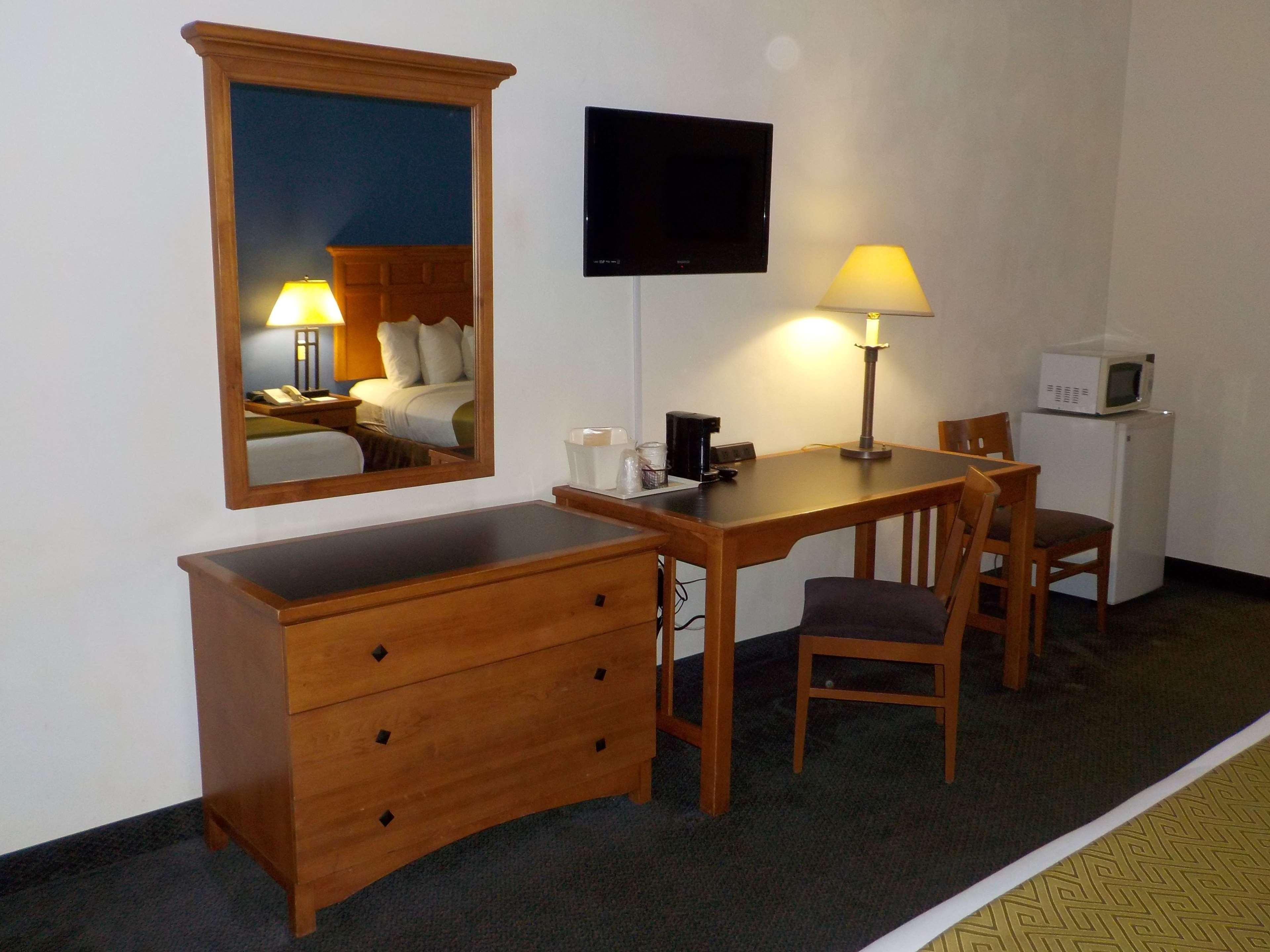 Surestay Hotel By Best Western Greenville מראה חיצוני תמונה
